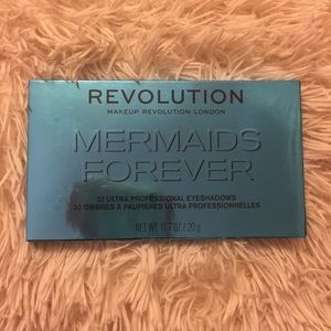 Revolution - Mermaids Forever pallet
